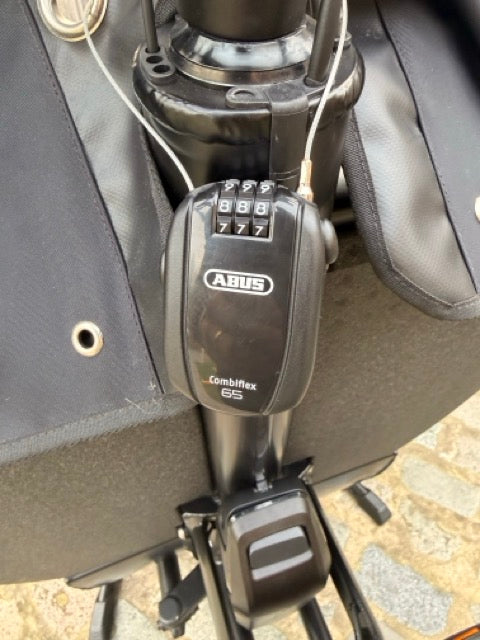 Abus Combiflex Stopover 65 | Regenhuif Slot Urban Arrow | Dolly
