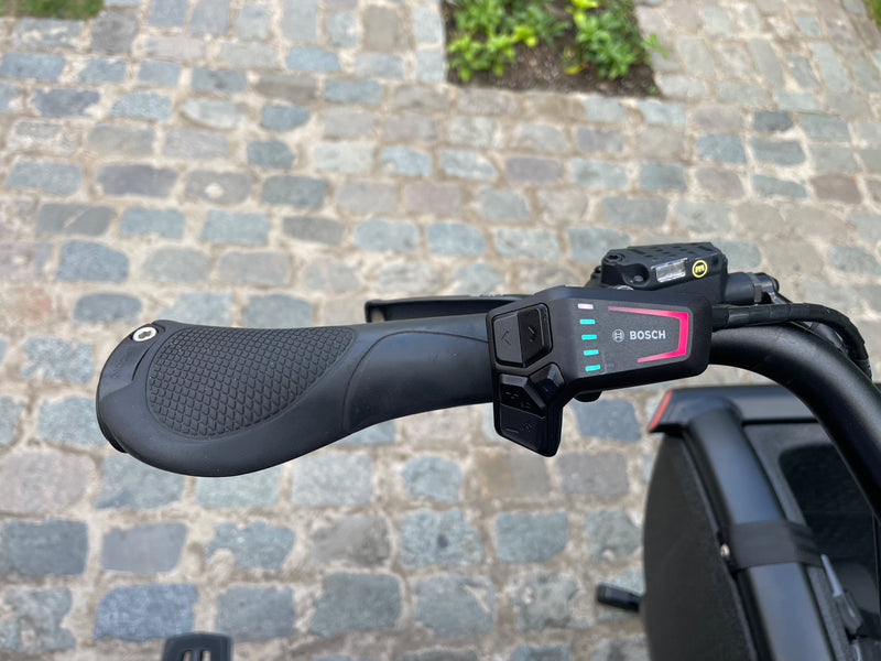 ::DEAL:: Urban Arrow Family Next Advanced met Regenhuif