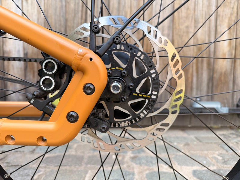 Riese en Müller Load4 75 Vario HS Peanut Matt 45km/u